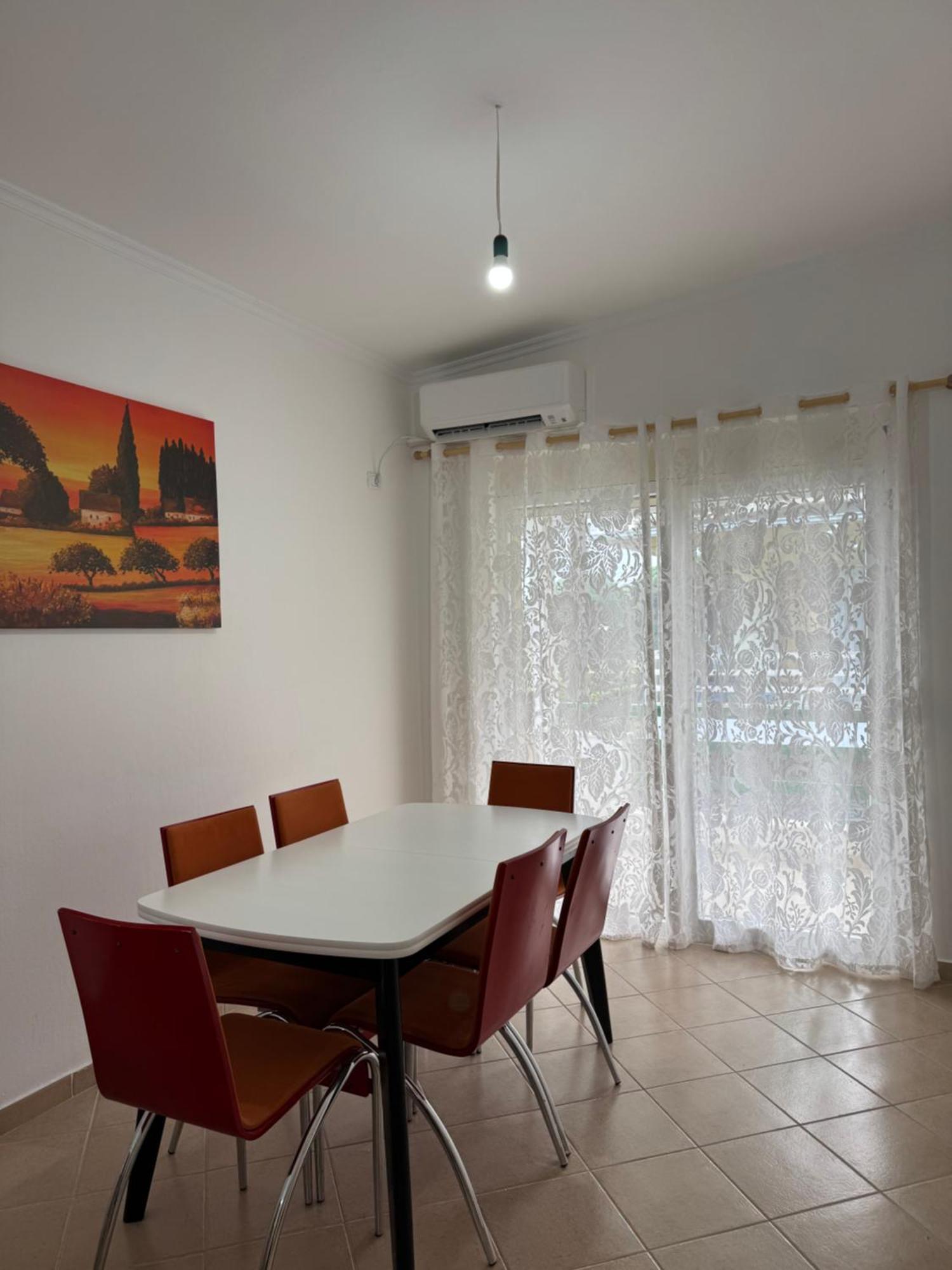 Machiavelli Lura 1 Resort *